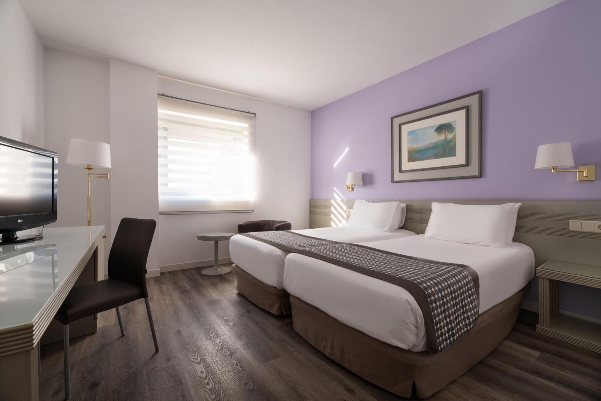 Double or Twin Room,1272726784:JPEG