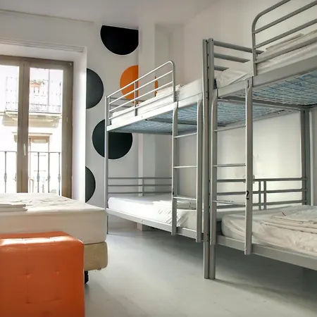 Albergue Revolutum Hostel-2